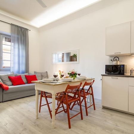 Central Station Apartment By Mmega Firenze Eksteriør billede