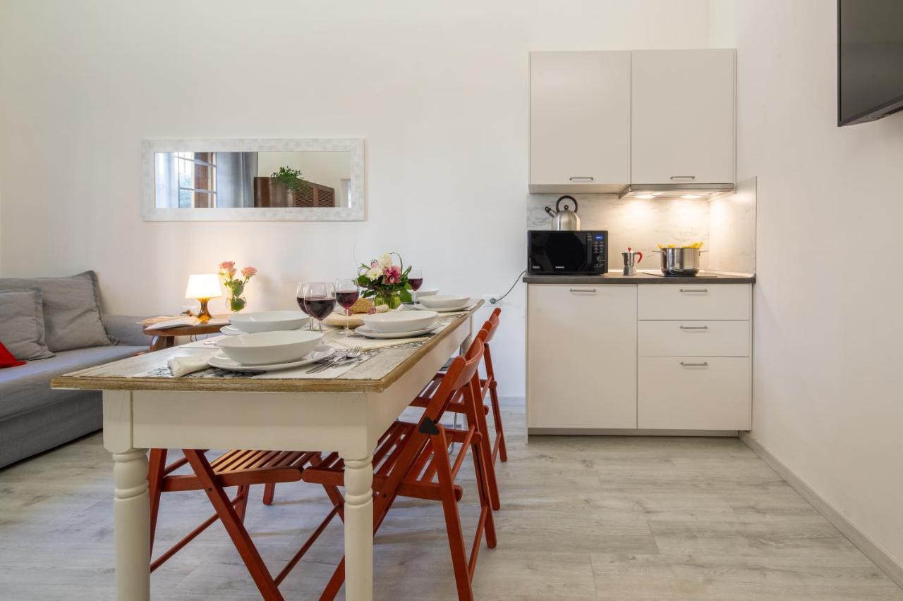 Central Station Apartment By Mmega Firenze Eksteriør billede